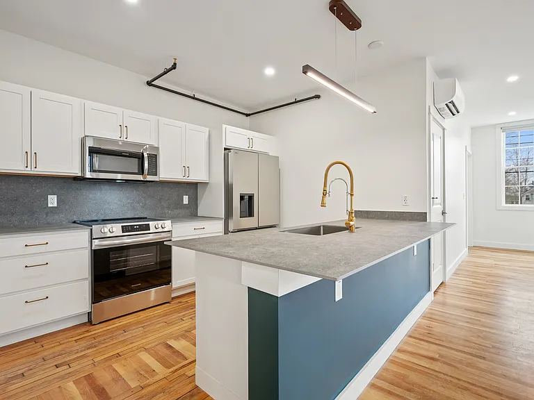 Orono Lofts — Photo 56