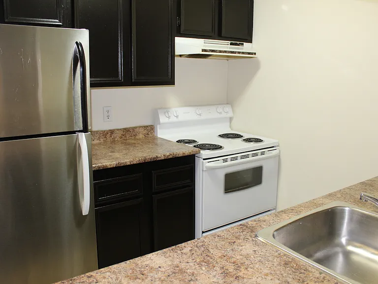615 Confederation Dr — Photo 13