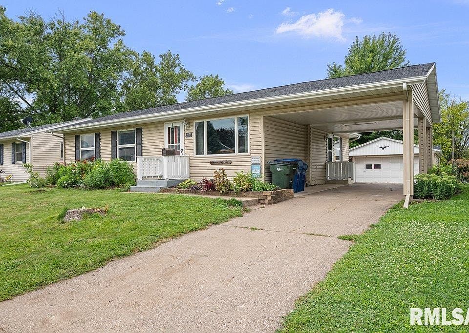 1st image of 2052 N Linwood Ave