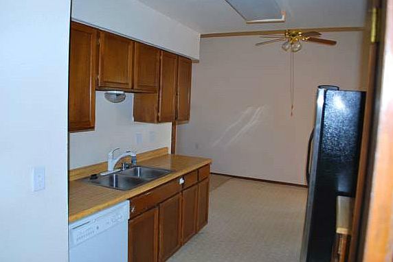 5th image of 1029 Southwestern Dr