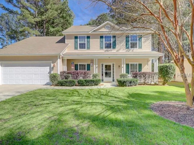 Large Home, ready for move in...