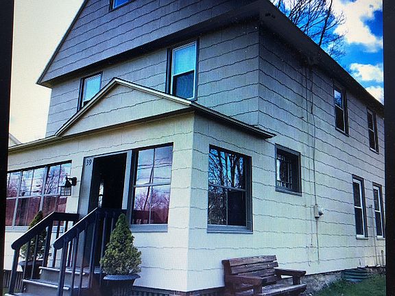 Sunspace or mud room entranc