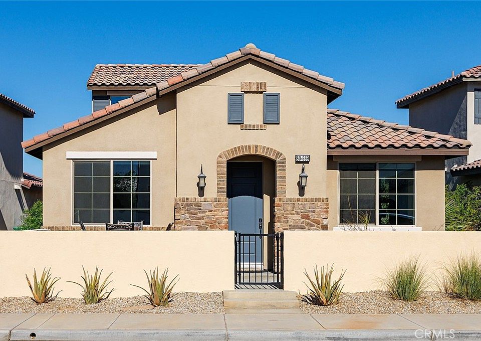 1st image of 80269 Whisper Rock Way