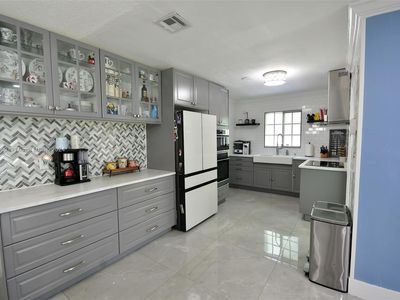 420 NW 140th St, Miami, FL, 33168