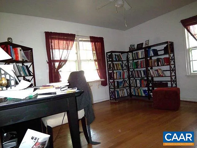 1705 Burnley Ave — Photo 10