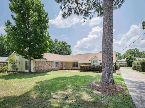 3445 Blueridge Dr, Pensacola, FL 32504