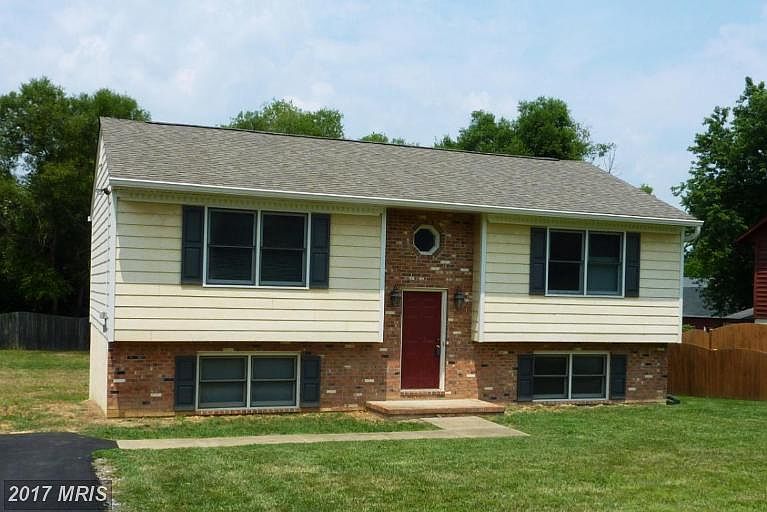 1st image of 11412 Warner Dr