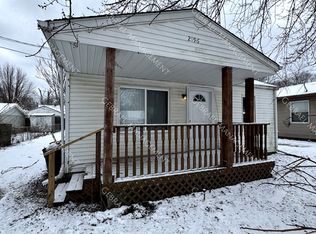 2196 E Bergin Ave, Burton, MI 48529