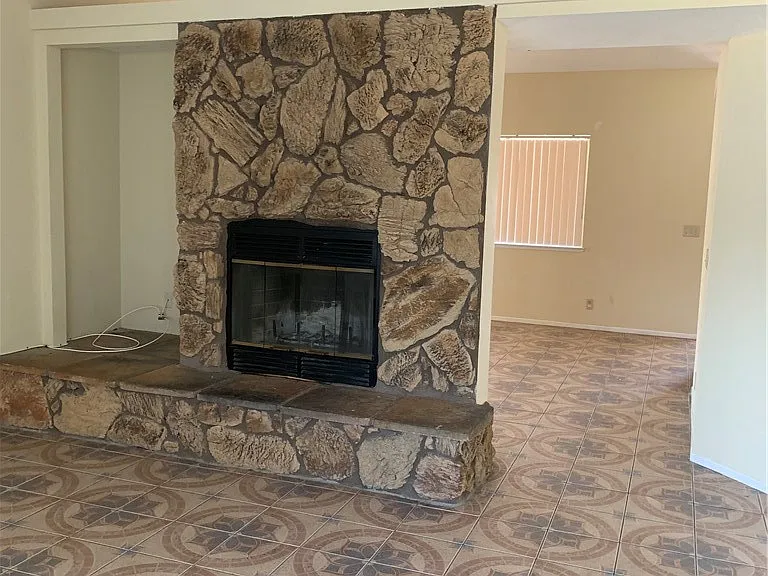10912 Moreno Ave — Photo 10