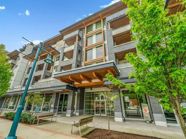 3229 Saint Johns St #606, Pt Moody, BC V3H 0M4