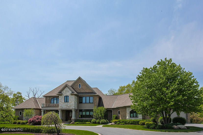 1st image of 5330 River Basin Ct NE