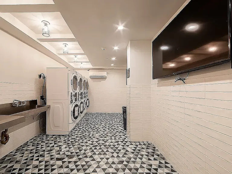 1270 New York Ave #301 — Photo 12