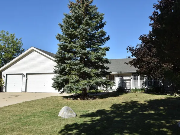 1100 East Twin Oaks DRIVE, Oak Creek, WI 53154