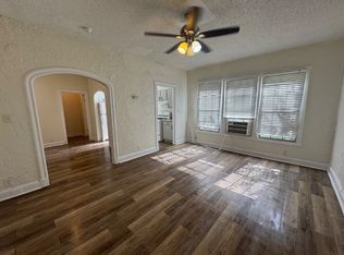 1625 McCullough Ave APT 8, San Antonio, TX 78212
