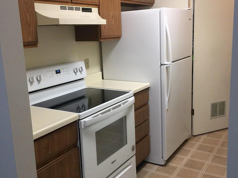 1st image of 441 Munson Pl #445-3