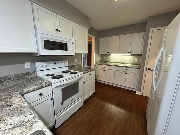 5th image of 10239 Hightower Ct #10239