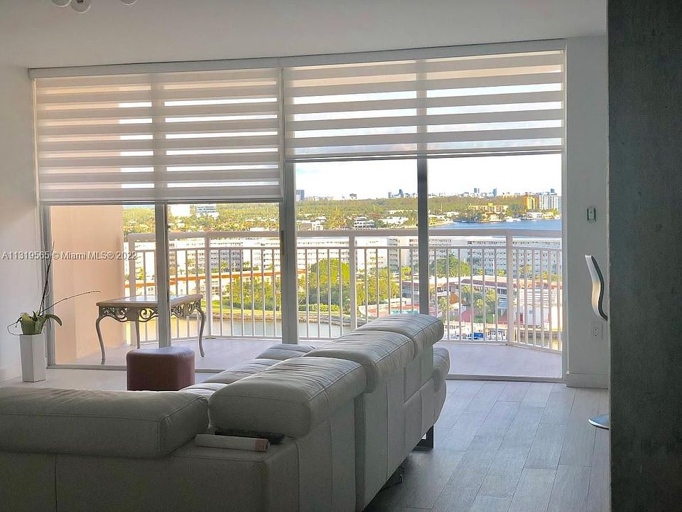 1st image of 18071 Biscayne Blvd APT 1501