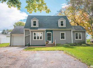 2914 W Main St, Edelstein, IL 61526