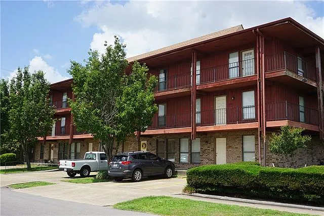 1448 Carrollton Ave #204