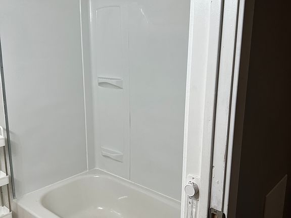 5th image of 1231 W Arapahoe Ave