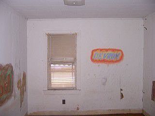 2nd image of 1012 Lake St