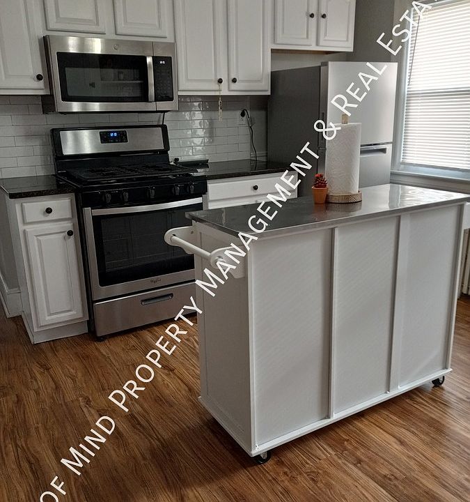 1st image of 784 Academy Ave #2