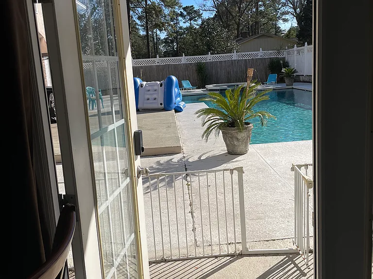 2114 Jerry Jones Dr #B — Photo 14