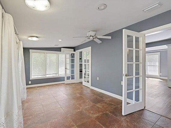 4th image of 2023 Taylor Rd