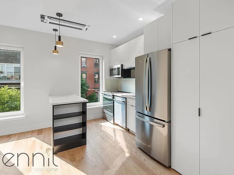 331 Bedford Ave #4 — Photo 9