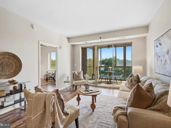 3210 N Leisure World Blvd APT 311, Silver Spring, MD 20906