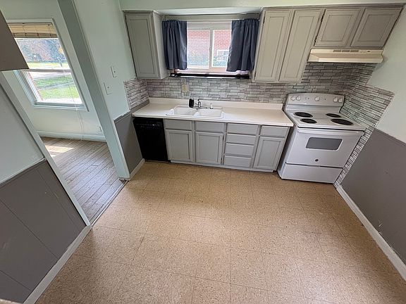 3rd image of 1820 Bailey Rd #1820