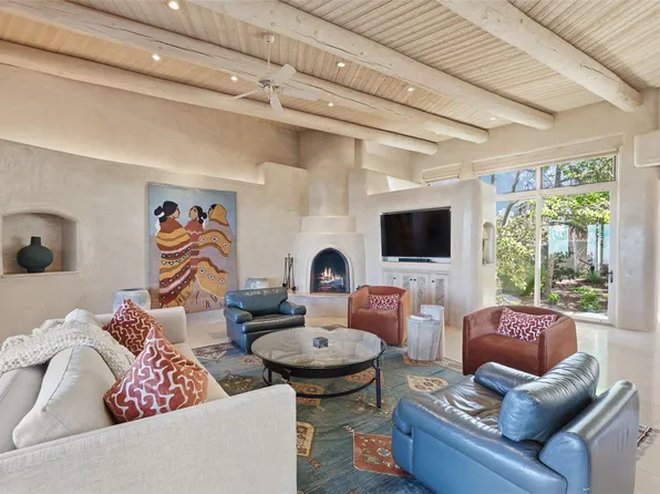 416 Los Altos Way, Santa Fe, NM 87501