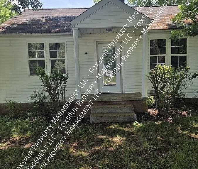 254 H West Cir — Photo 2