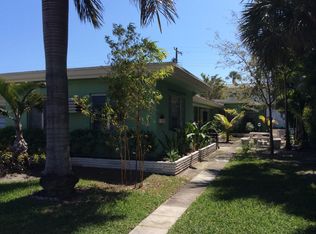 816 NE 10th St #2, Hallandale, FL 33009