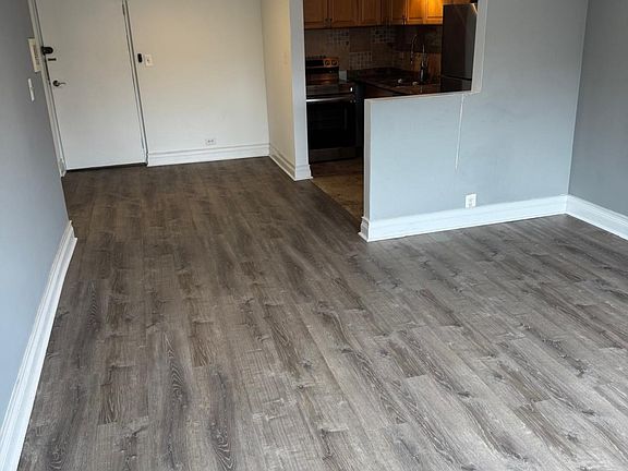 3rd image of 710 Washington Blvd APT 3