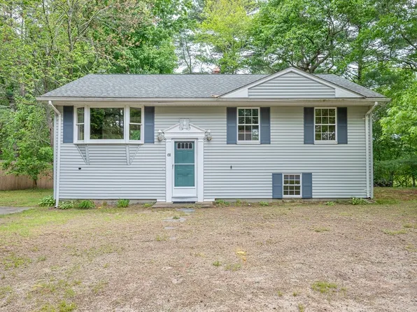 68 Harvard St, Pembroke, MA 02359