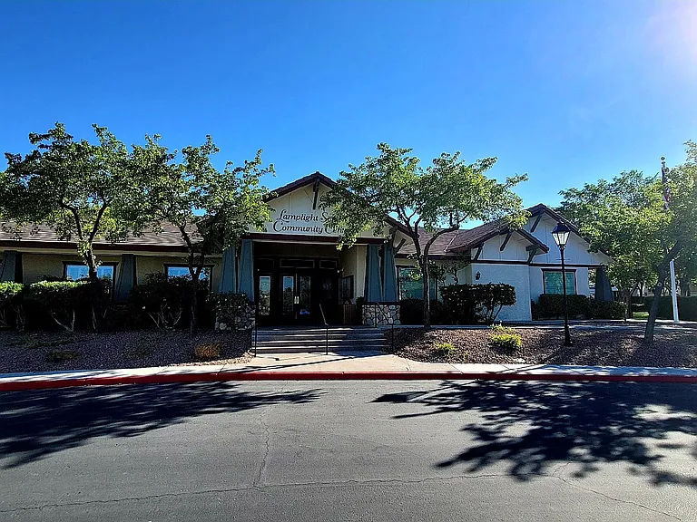 6252 Huntington Ridge Ave — Photo 23