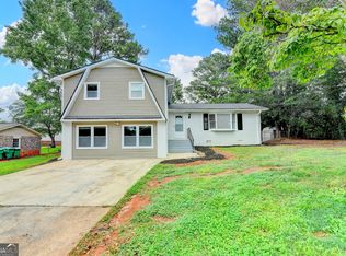 1094 Amber Rdg SW, Lilburn, GA 30047