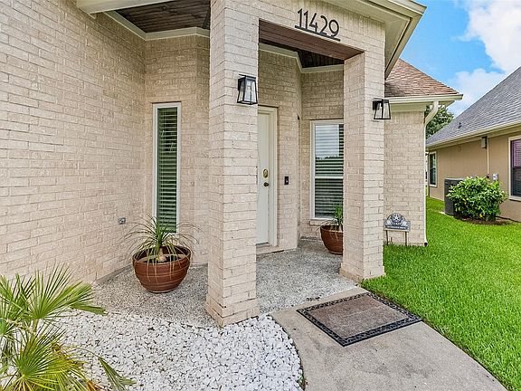 4th image of 11429 Outrigger Dr
