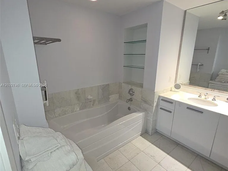 1060 Brickell Ave #2201 — Photo 43