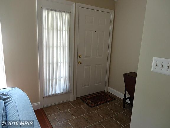 2nd image of 6610 Thackwell Way Unit 2101
