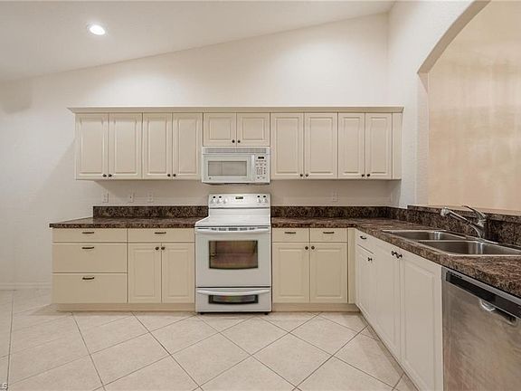 4th image of 3851 Albacete CIR #48