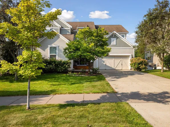 3600 Windmill Curv, Woodbury, MN 55129