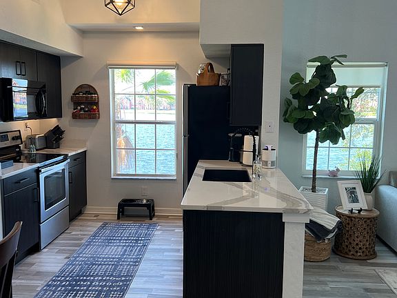 4th image of 9148 Lake Chase Island Way