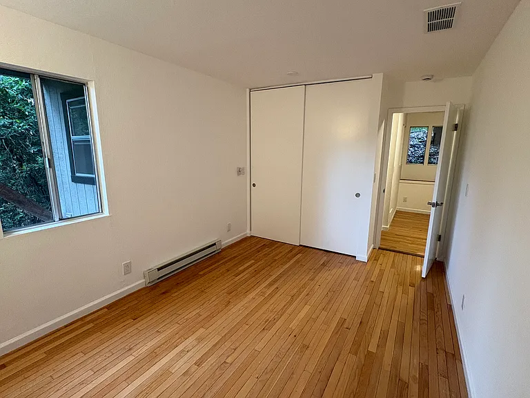 2820 London Rd — Photo 14