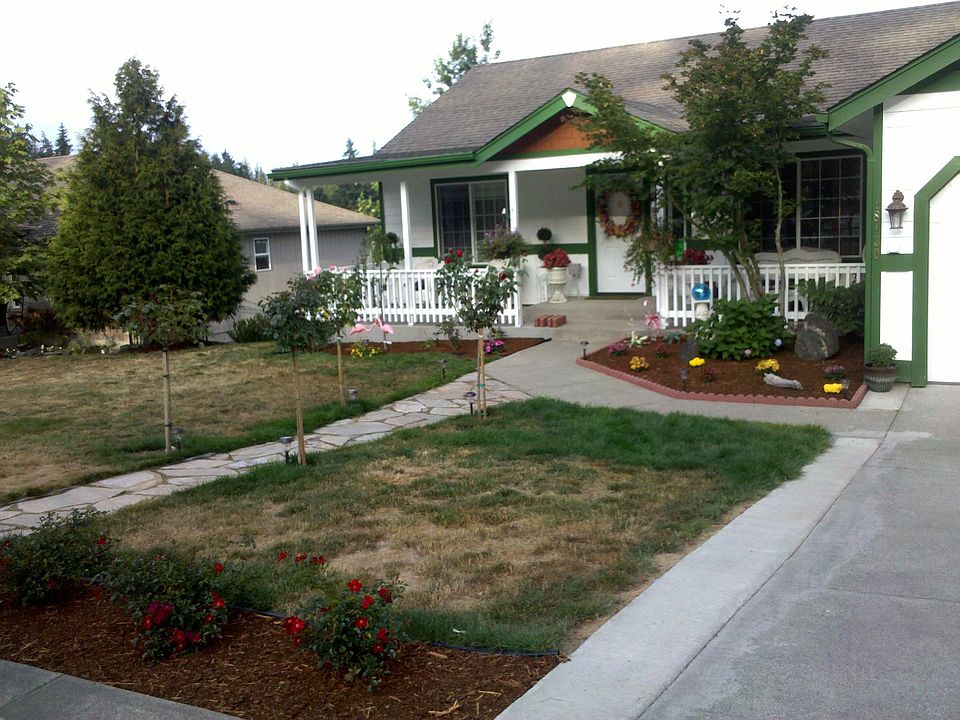2nd image of 18130 Miss Ellis Loop NE