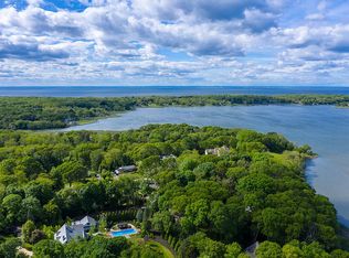 10 Mill River Rd, Setauket, NY 11733