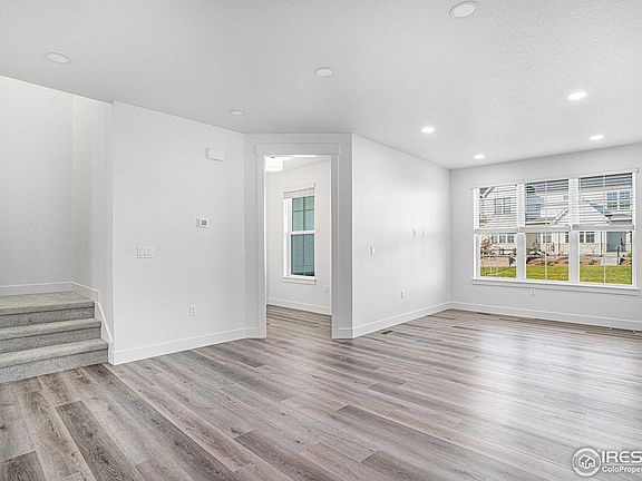 3rd image of 5025 Avon Ave