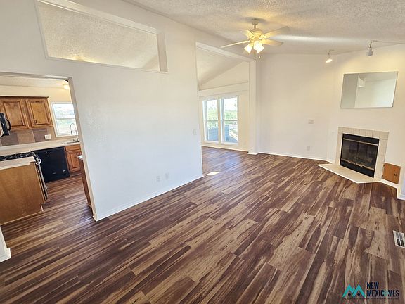 3rd image of 727 Organ Ave