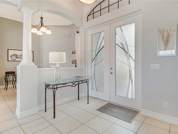 3rd image of 2808 SW 36th St